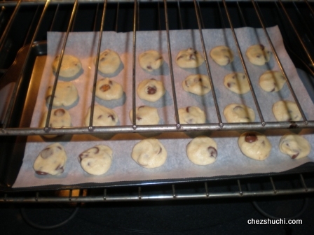 baking tray in the oven